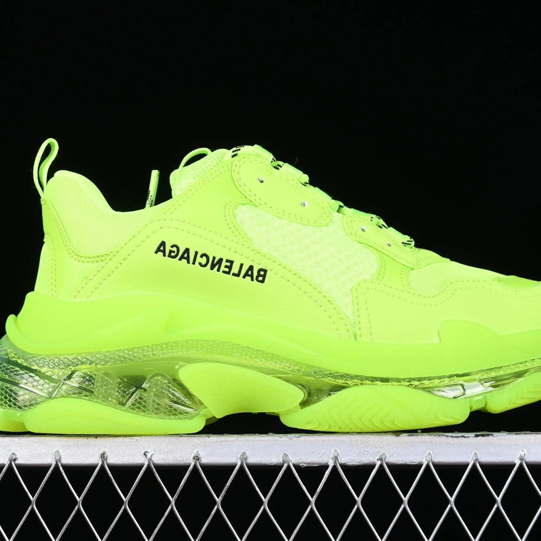 BA 'Triple S Clearsole Fluo Yellow'