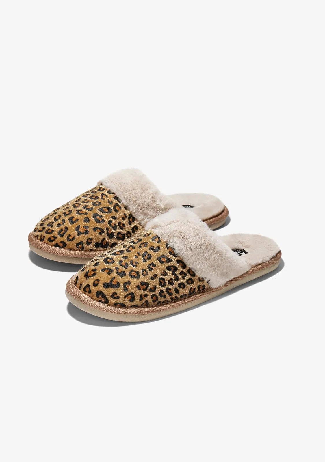 Leo Home Slipper