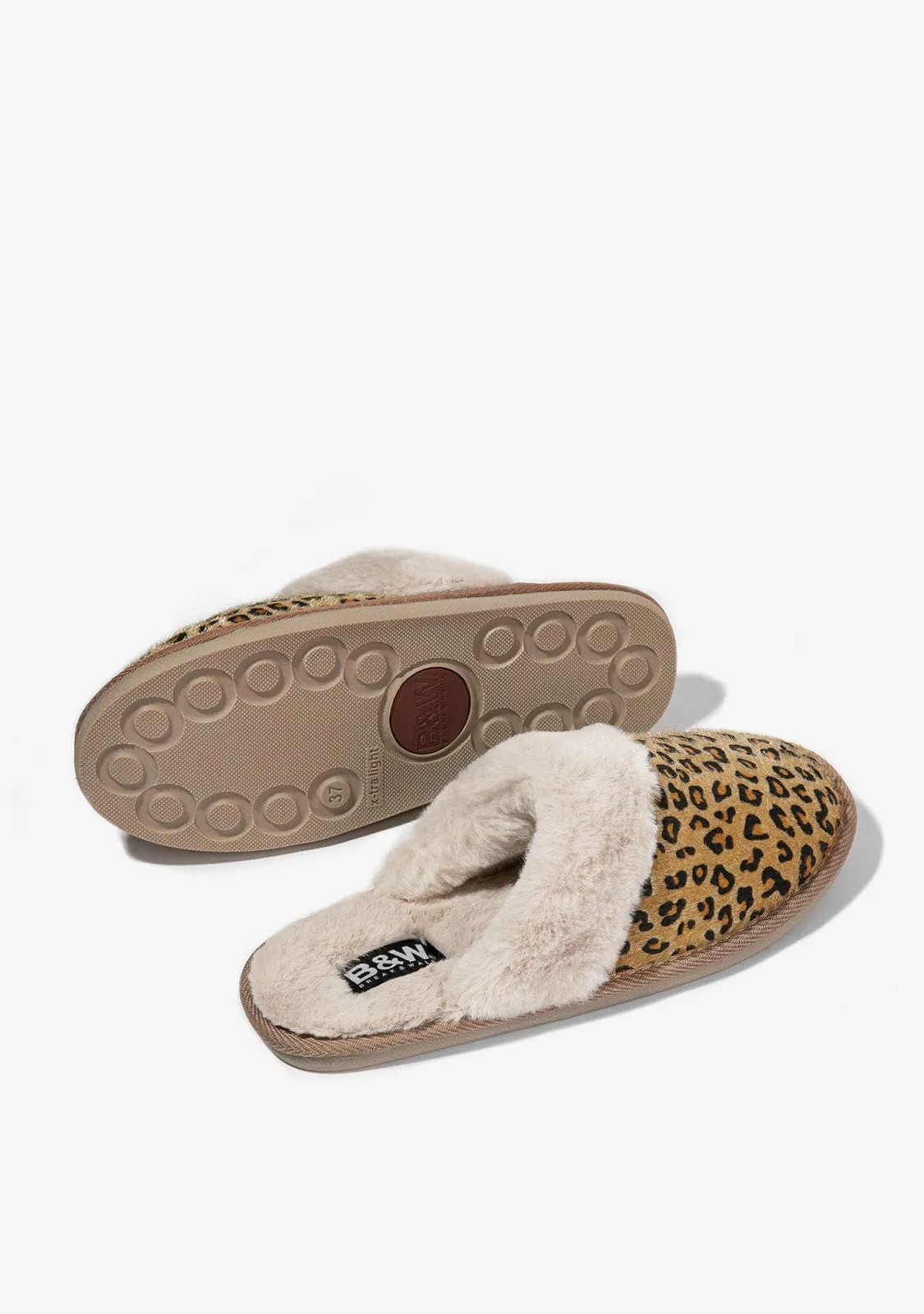 Leo Home Slipper