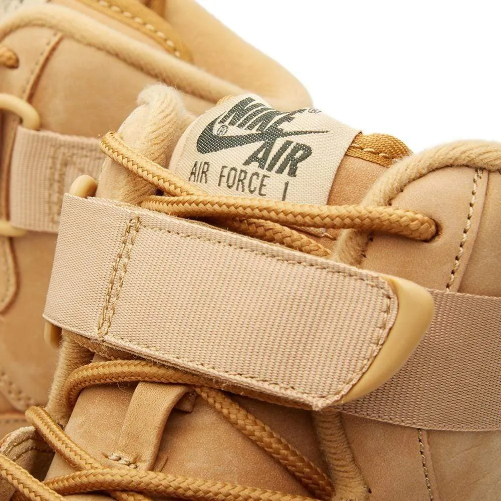 NIKE AIR FORCE 1 HIGH '07 LV8 Flax & Outdoor Green