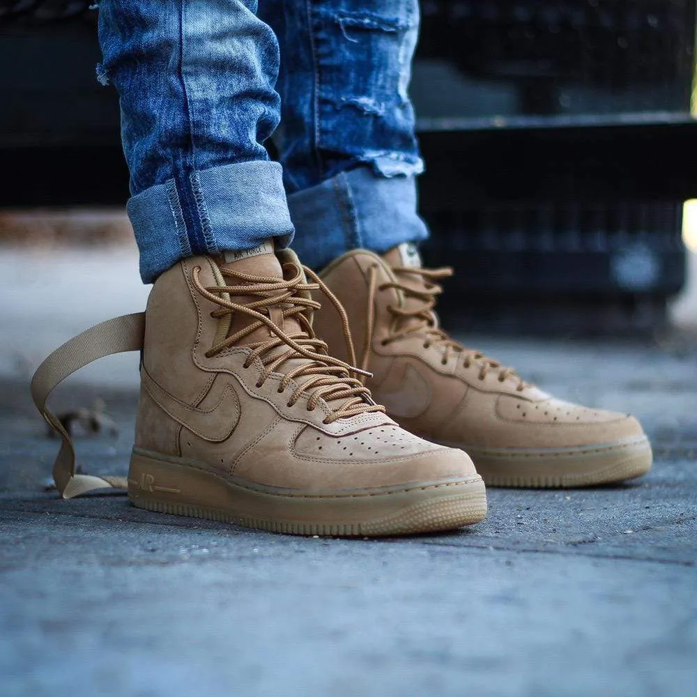 NIKE AIR FORCE 1 HIGH '07 LV8 Flax & Outdoor Green