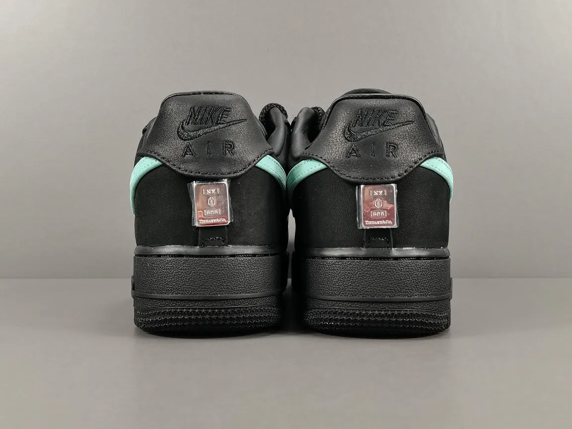 NIKE AIR FORCE 1 x TIFFANY & CO.1837