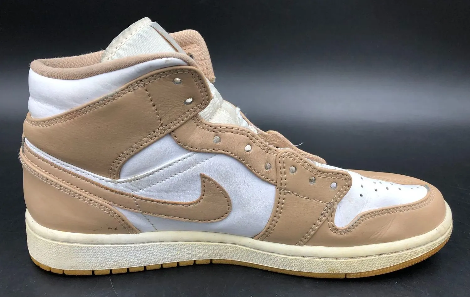 Nike Air Jordan 1 Mid Men's 'Tan Gum' & White Athletic Sneakers - Sz 7.5 ( COA)