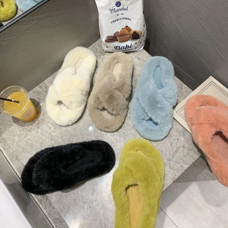 Women's Home Winter Furry Slippers